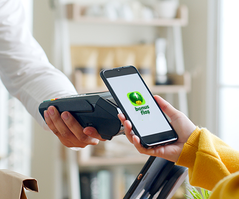 Mobil Temassız veya QR Ödeme'yle 400.000 MR Puan