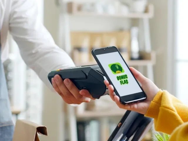 Miles & Smiles Garanti BBVA - Mobil Temassız veya QR Ödeme'yle yapacağınız alışverişlerinize toplam 1.000 Mil ayrıcalığı!