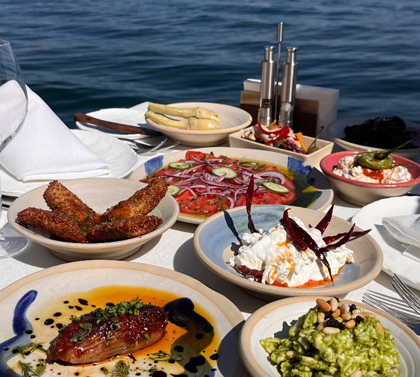 Azur'da Öğle Yemekleri %15 İndirimli